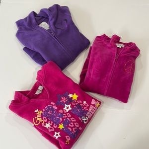 Children’s place sweaters (3)